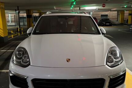 Porsche Cayenne 153.000 km 3.390 &euro; Bochum 44879