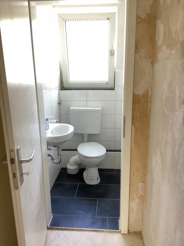 Helle 3 Zimmerwohnung mit Balkon im Hochparterre zimmer