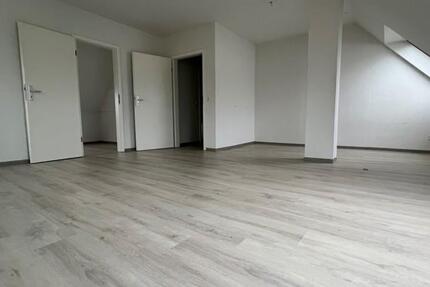 TOP renovierte Dachgeschoss Wohnung