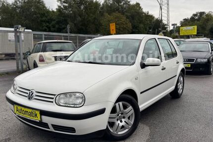 VW Golf 81.205 km 5.450 € Bottrop 46238