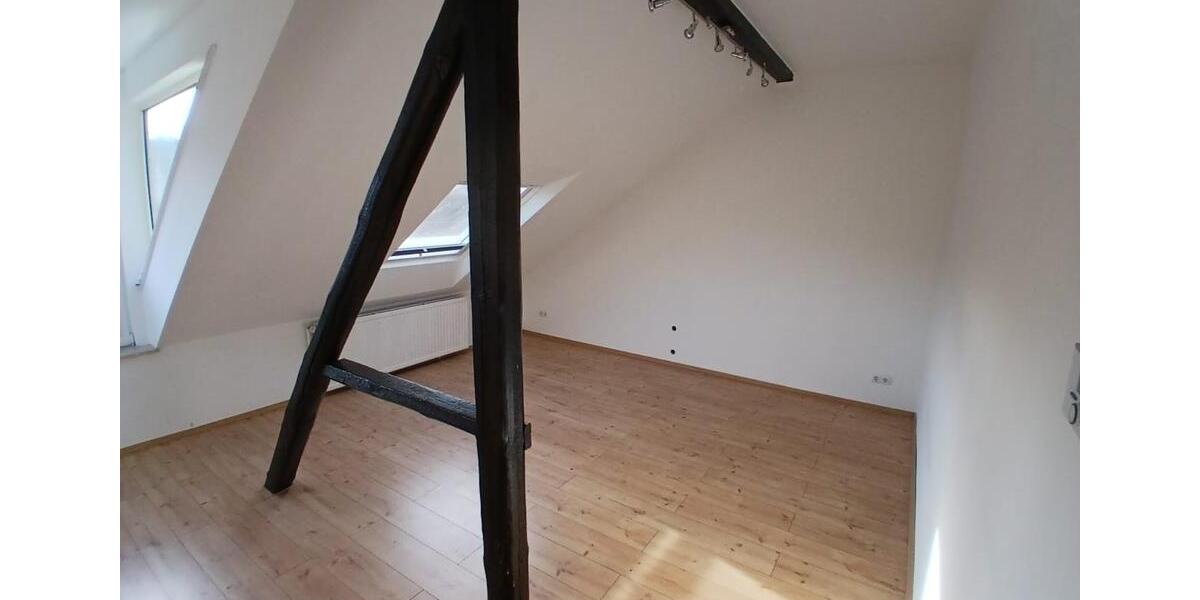 Dachgeschoßwohnung Wuppertal Gemarkung Vohwinkel - 2 Zimmer, 75 m&sup2;, 623&euro; | Angebot:25268235