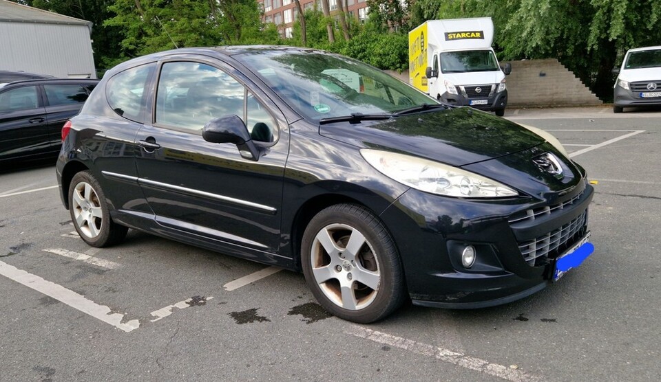 Peugeot 207 166.562 km 1.200 € Essen 45121