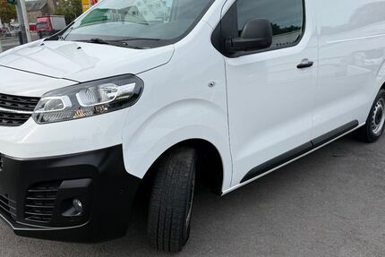 Opel Vivaro 56.200 km 17.900 € Sprockhövel 45549