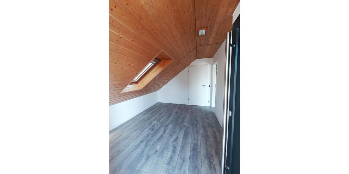 Einfamilienhaus Herdecke - 6.5 Zimmer, 210 m&sup2;, 1.850&euro; | Angebot:26703567