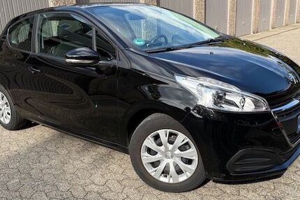 Peugeot 208 24.000 km 7.100 € Ratingen 40878