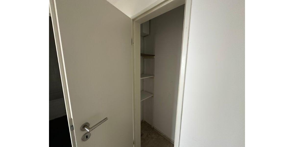 3 12 Raum im Erdgeschoss in ruhiger Lage ! 3.5 zimmer