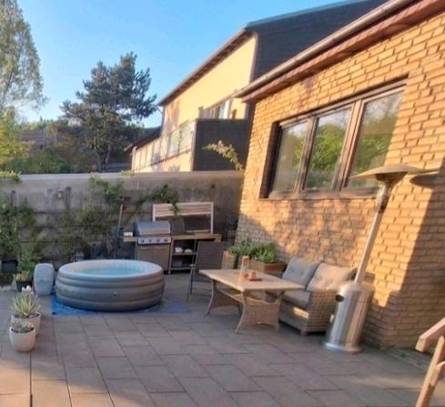 Einfamilienhaus Oberhausen Schmachtendorf - 6 Zimmer, 94 m&sup2;, 1.380&euro; | Angebot:26498379