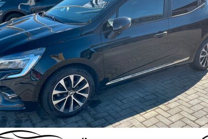 Renault Clio 31.250 km 12.490 &euro; Dortmund 44379