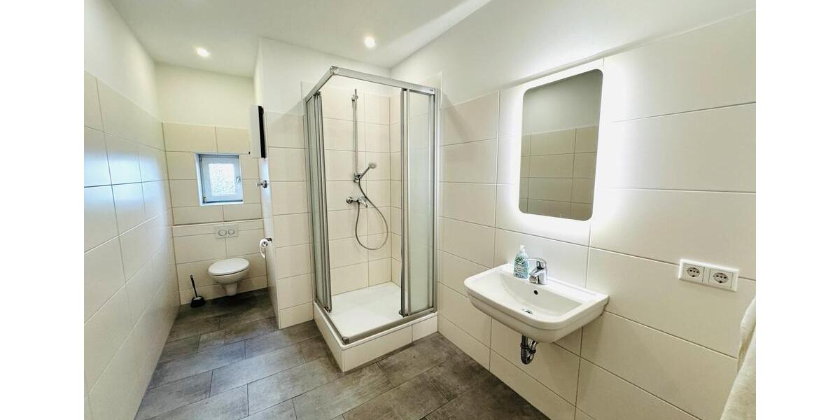 Große 125m2 Wohnung mit Balkon Zentral 4.5 zimmer