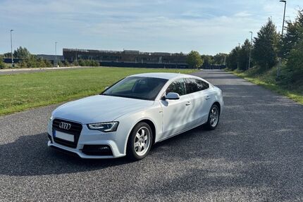 Audi A5 130.000 km 18.250 € Unna 59427
