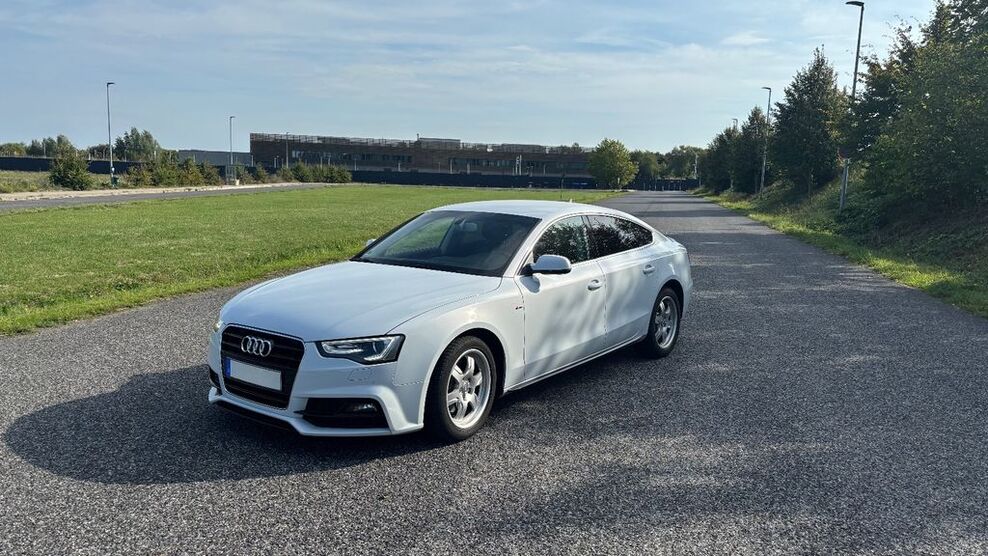 Audi A5 130.000 km 18.250 € Unna 59427