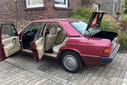 Mercedes-Benz 190 230.151 km 3.000 € Lünen 44536