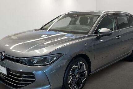 VW Passat 18.563 km 45.900 € Mülheim an der Ruhr 45481