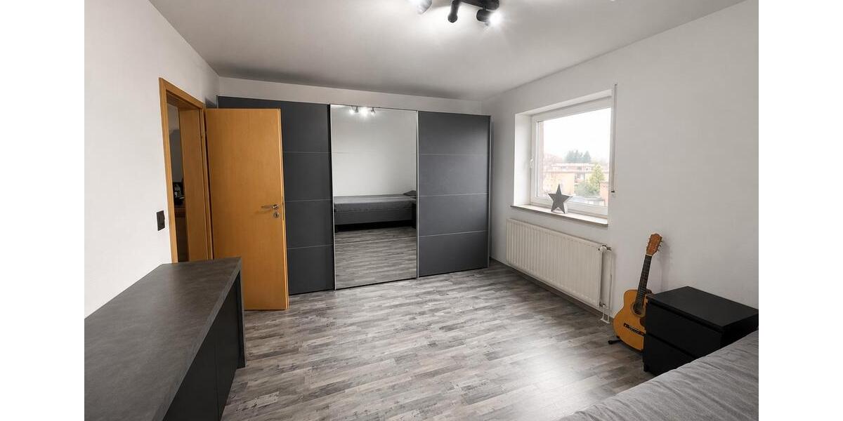 Dachgeschoßwohnung Dortmund Brackel - 2.5 Zimmer, 80 m&sup2;, 990&euro; | Angebot:27576825