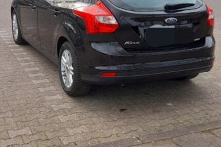 Ford Focus 53.680 km 6.500 &euro; Gelsenkirchen 45879