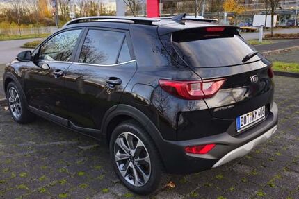 Kia Stonic 39.000 km 16.500 € Bottrop 46238