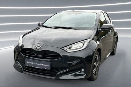 Toyota Yaris 23.000 km 22.990 € Remscheid 42859