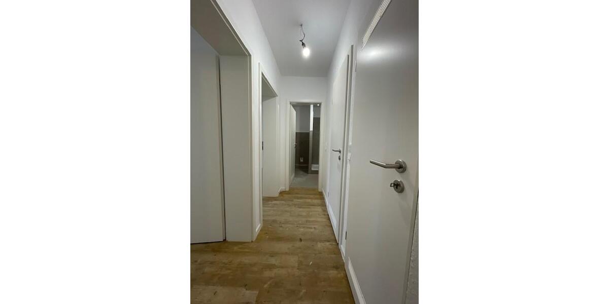 Erdgeschoßwohnung Mülheim an der Ruhr Broich - 3 Zimmer, 76 m&sup2;, 761&euro; | Angebot:25650446