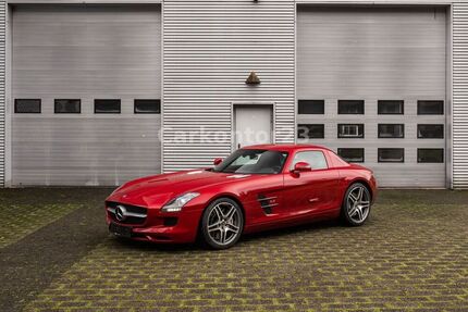 Mercedes SLS AMG