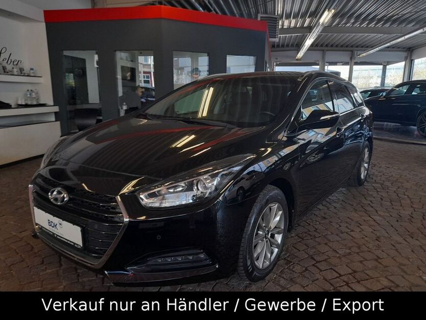 Hyundai i40 123.677 km 9.900 € Gelsenkirchen 45888
