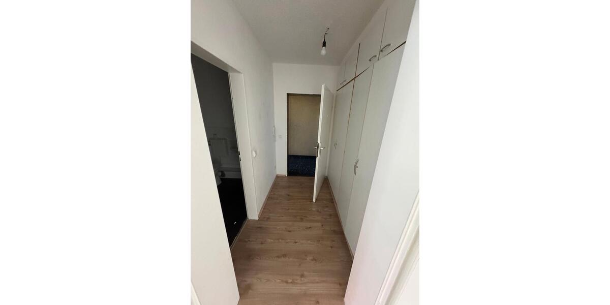 Etagenwohnung Gelsenkirchen Gelsenkirchen-Mitte - 1 Zimmer, 41 m&sup2;, 296&euro; | Angebot:26166760
