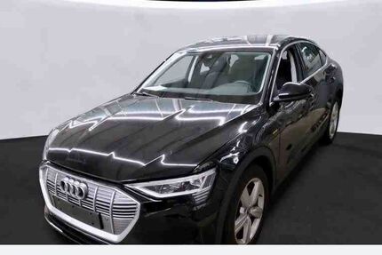 Audi e-tron 93.723 km 24.890 &euro; Recklinghausen 45663
