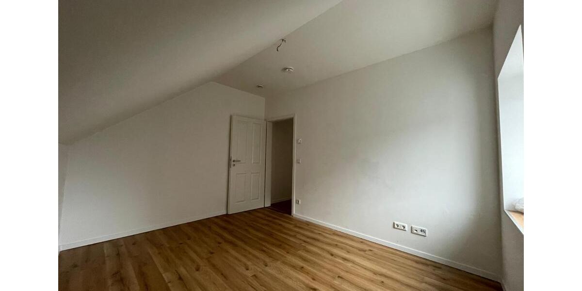 Dachgeschoßwohnung Hagen Dahl - 2 Zimmer, 35 m&sup2;, 480&euro; | Angebot:25648276