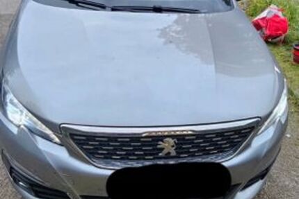 Peugeot 308 143.000 km 7.800 &euro; Recklinghausen 45659