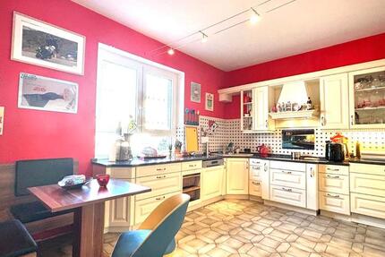 Eigentumswohnung EG Altbau 4,5 Zi. Garten Stadtnah 4.5 zimmer