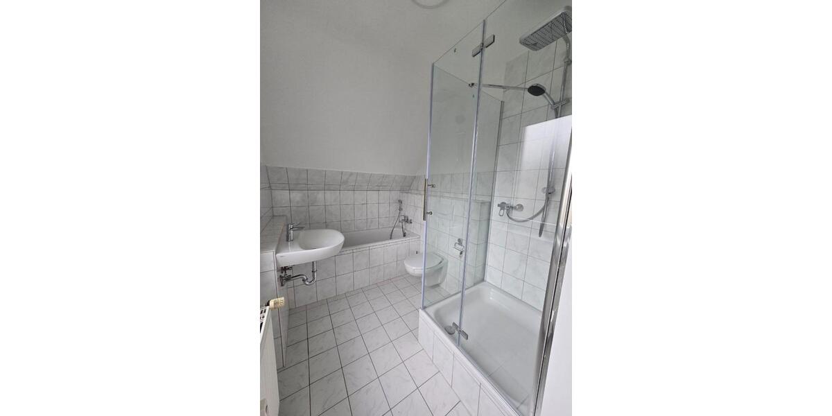 Dachgeschoßwohnung Velbert Velbert-Mitte - 3.5 Zimmer, 70 m&sup2;, 650&euro; | Angebot:25405142