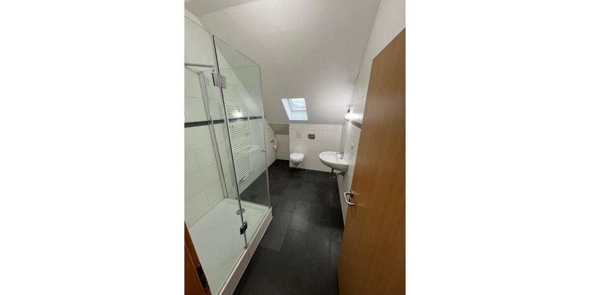 Dachgeschoßwohnung Herne Wanne-Bickern - 2 Zimmer, 65 m&sup2;, 520&euro; | Angebot:24535144