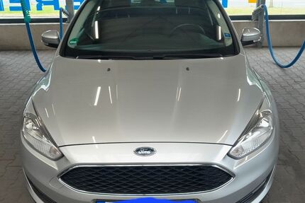 Ford Focus 75.000 km 8.650 &euro; Dorsten 46284