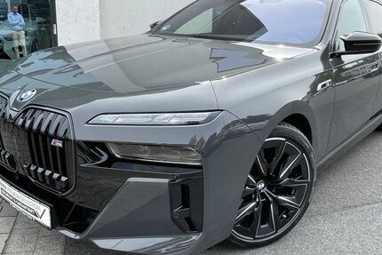 BMW i7 4.546 km 135.970 € Essen 45134