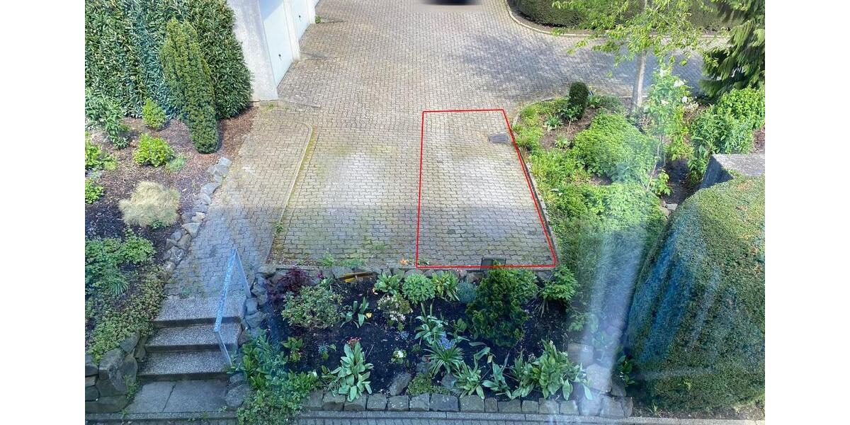 Luxuriöse Wohnung Eigentumswohnung m. Balkon & Garage + Parkplatz 3.5 zimmer