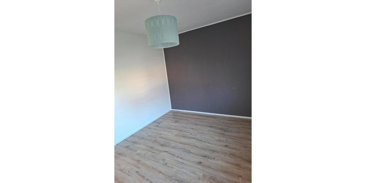 Etagenwohnung Schwelm - 3 Zimmer, 88 m&sup2;, 760&euro; | Angebot:25635905