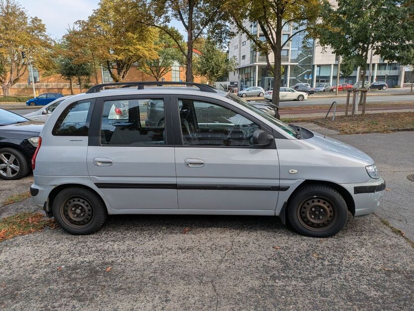 Hyundai Matrix 100.000 km 1.450 € Dortmund 44135