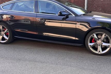 Audi A5 157.000 km 13.900 € oberhausen 46147