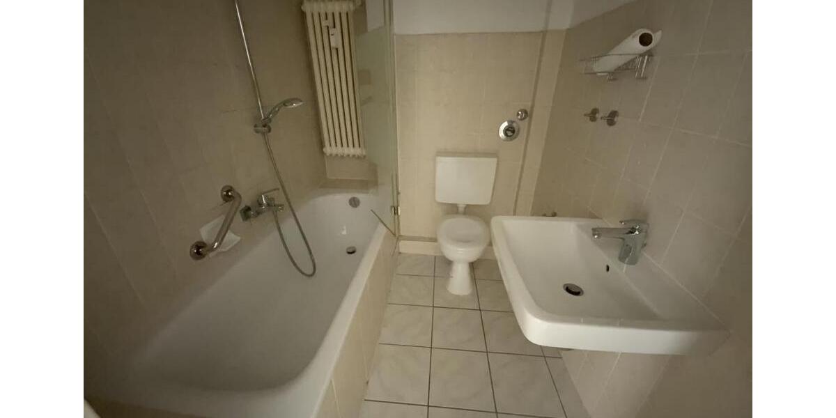 Etagenwohnung Dortmund Innenstadt West - 3 Zimmer, 72 m&sup2;, 619&euro; | Angebot:25751948