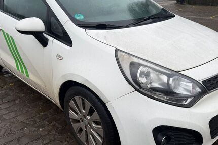 Kia Rio 206.000 km 2.250 &euro; wuppertal 42285