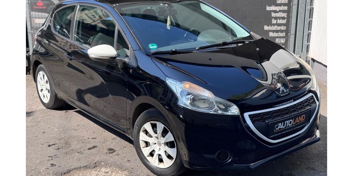 Peugeot 208 125.000 km 2.499 &euro; Wuppertal 42117