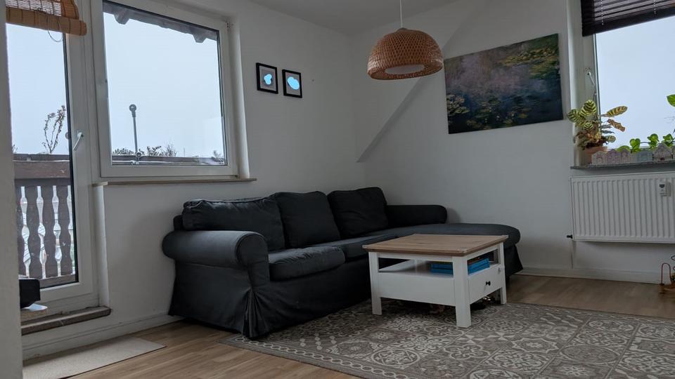 DG Wohnung mit Balkon 3 zimmer