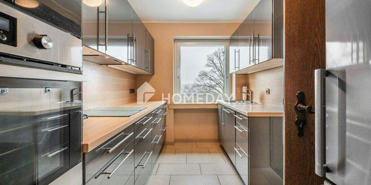 Etagenwohnung Essen Bergerhausen - 5 Zimmer, 103 m&sup2;, 229.000&euro; | Angebot:25695458