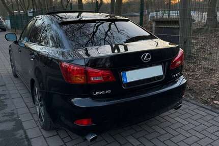 Lexus IS 250 185.000 km 5.500 &euro; Lünen 44532