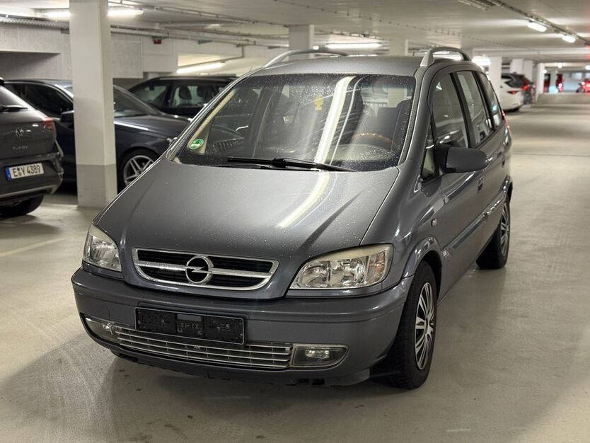 Opel Zafira 209.000 km 1.800 € Essen 45326