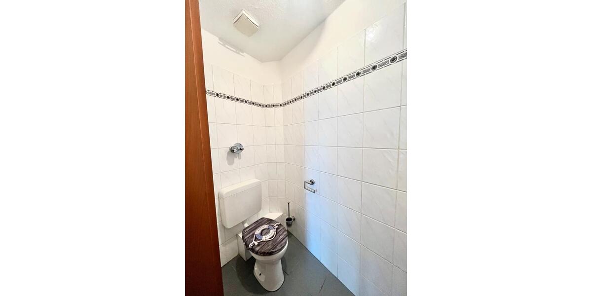 Dachgeschoßwohnung Essen Stadtbezirk III - 2 Zimmer, 73 m&sup2;, 143.000&euro; | Angebot:24840852