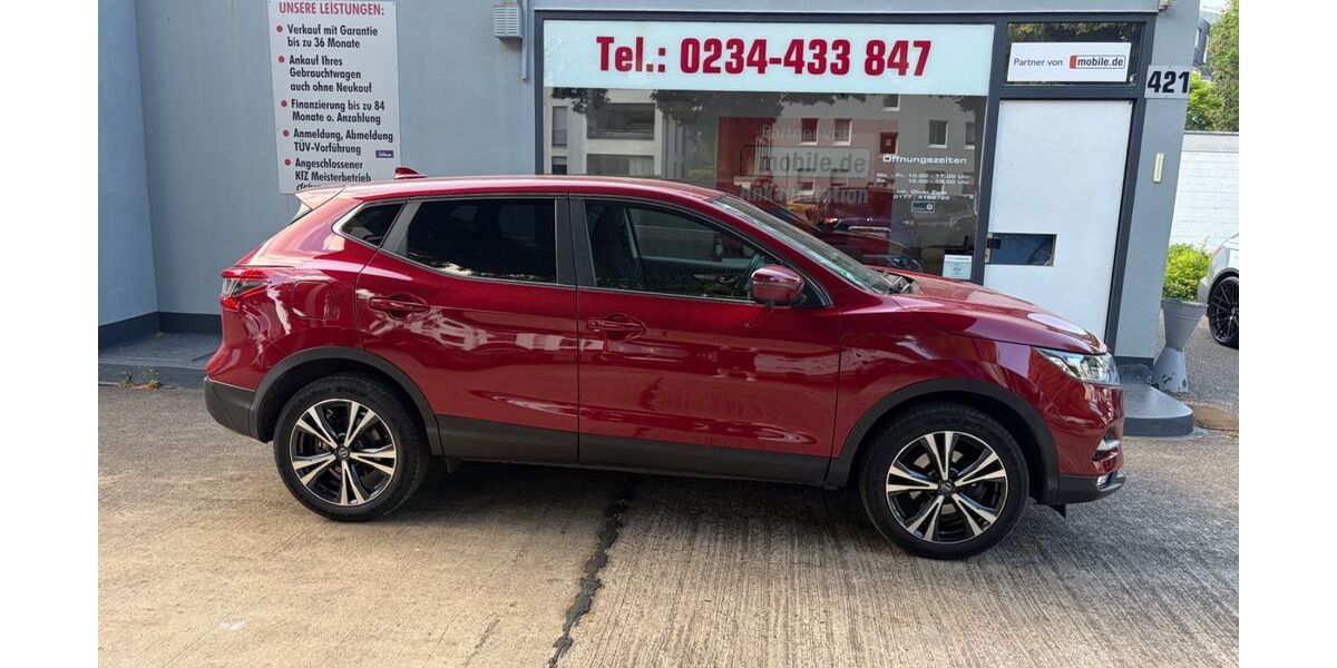 Nissan Qashqai 52.800 km 14.900 &euro; Bochum 44795