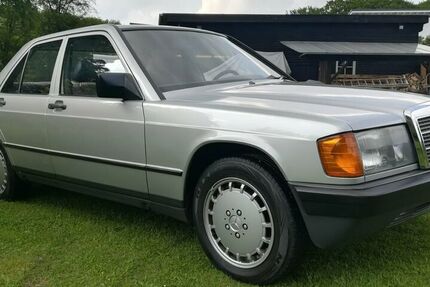 Mercedes-Benz 190 140.000 km 4.500 &euro; Bochum 44807