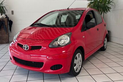 Toyota Aygo (X) 77.145 km 3.900 € Essen - Karnap 45329