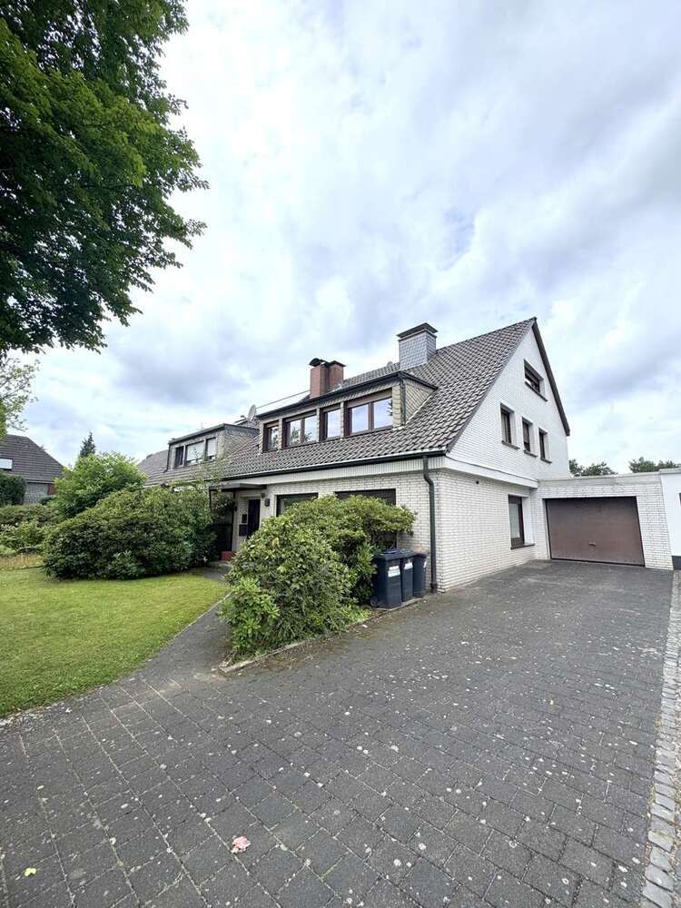 Haus zum Mieten in Bochum 2.170 € 167 m²