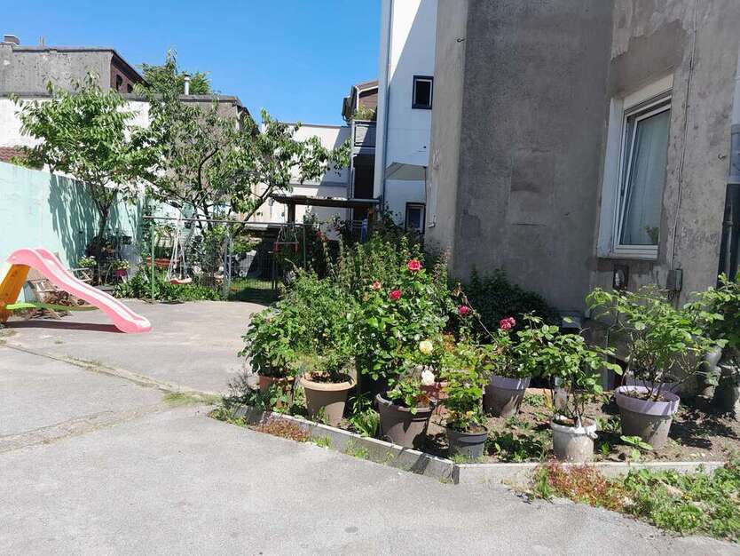 Haus zum Kaufen in Velbert 215.000 € 160 m²